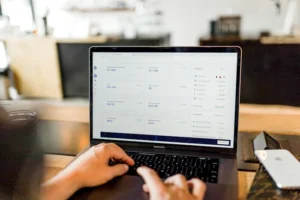 Profitable Blogging Niche with Good CPC (Image Credit: Unsplash)