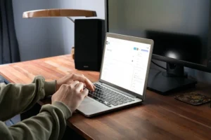 Blog Niche Hunting (photo Credit: Unsplash)